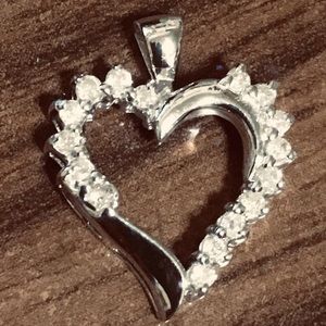 New Genuine Diamond Pendant